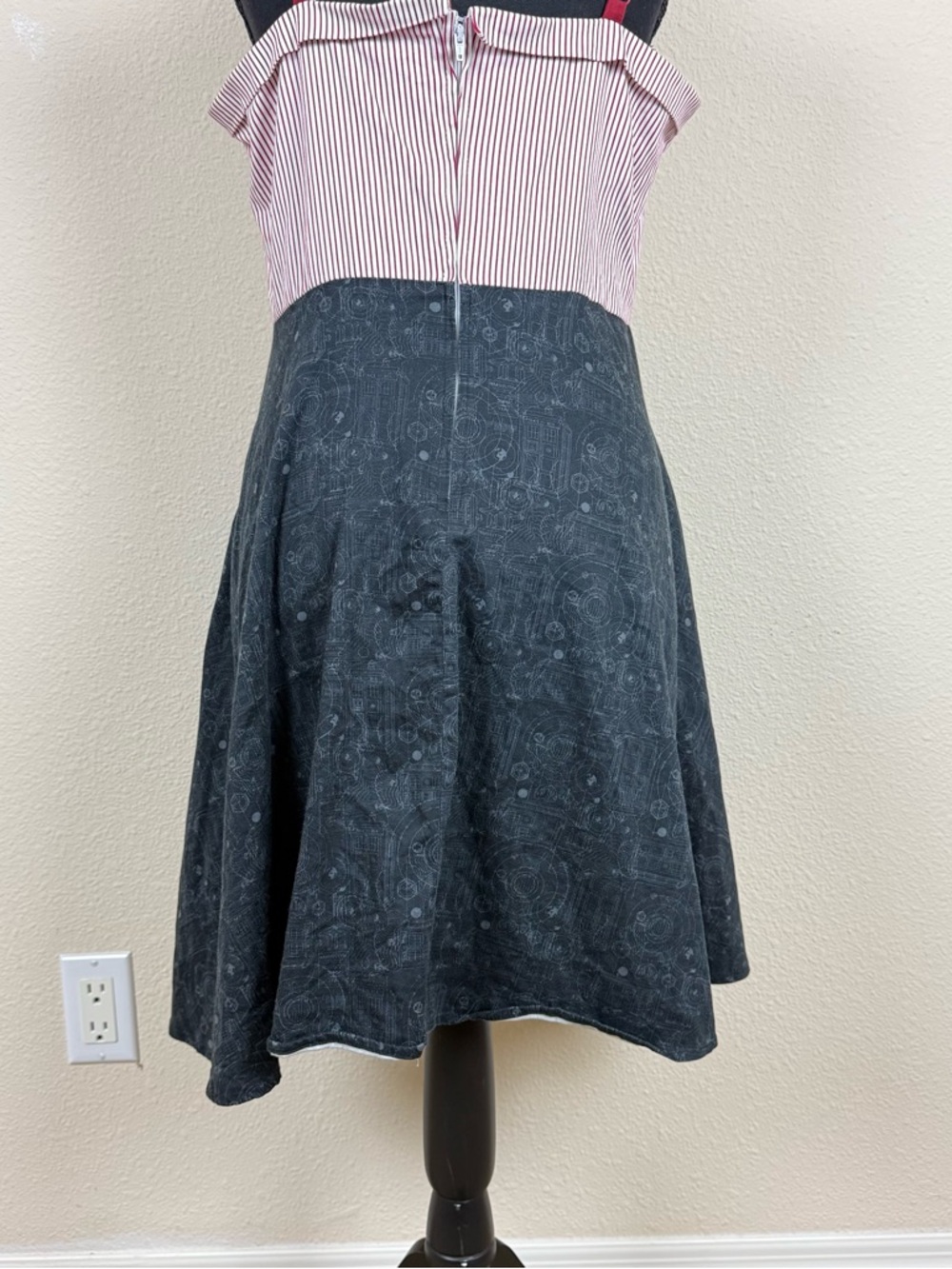 Hot Topic Doctor Who Eleventh Doctor Cosplay Dress XL Skater Style - Picture 5 of 10